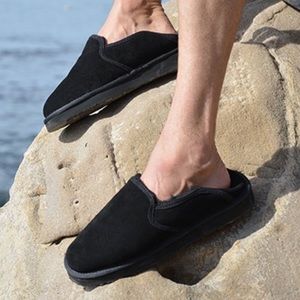 Aussie Merino Black Byron Suede Slippers
